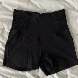 Short high rise bike shorts
